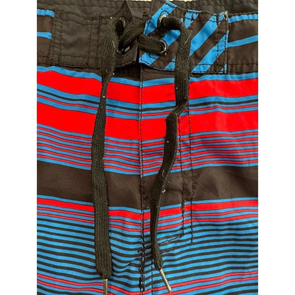 Castaways Mens Board Shorts Size XL 36 Blue Red Striped Swim Trunks Cargo Pocket